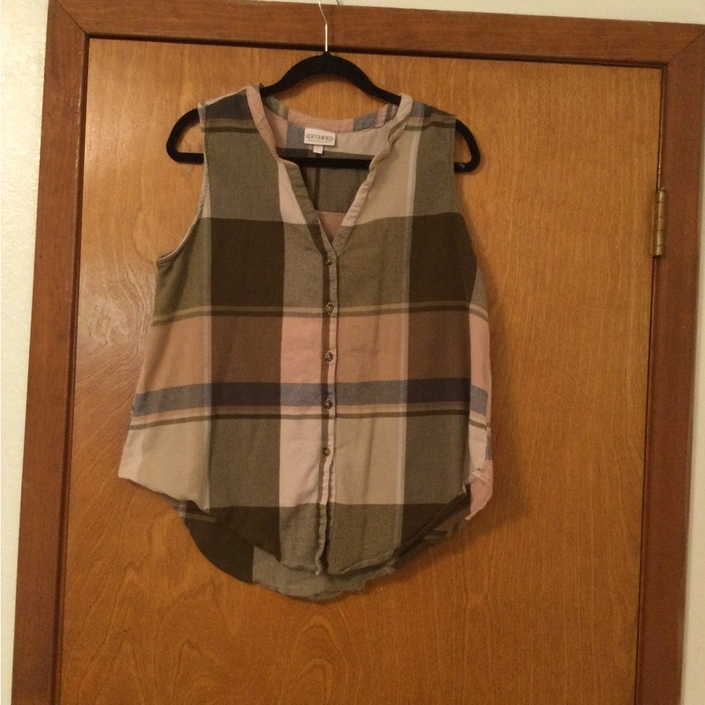 Sleeveless plaid blouse